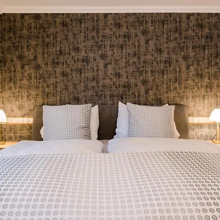 Sauerlaender Hof إسلوهي