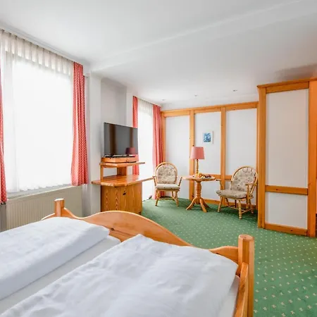 Sauerlaender Hof 3*