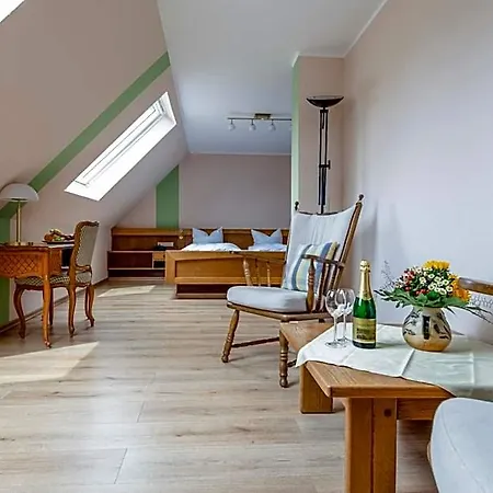 Sauerlaender Hof إسلوهي