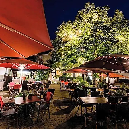 فندق Sauerlaender Hof 3*