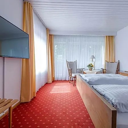 فندق Sauerlaender Hof 3*